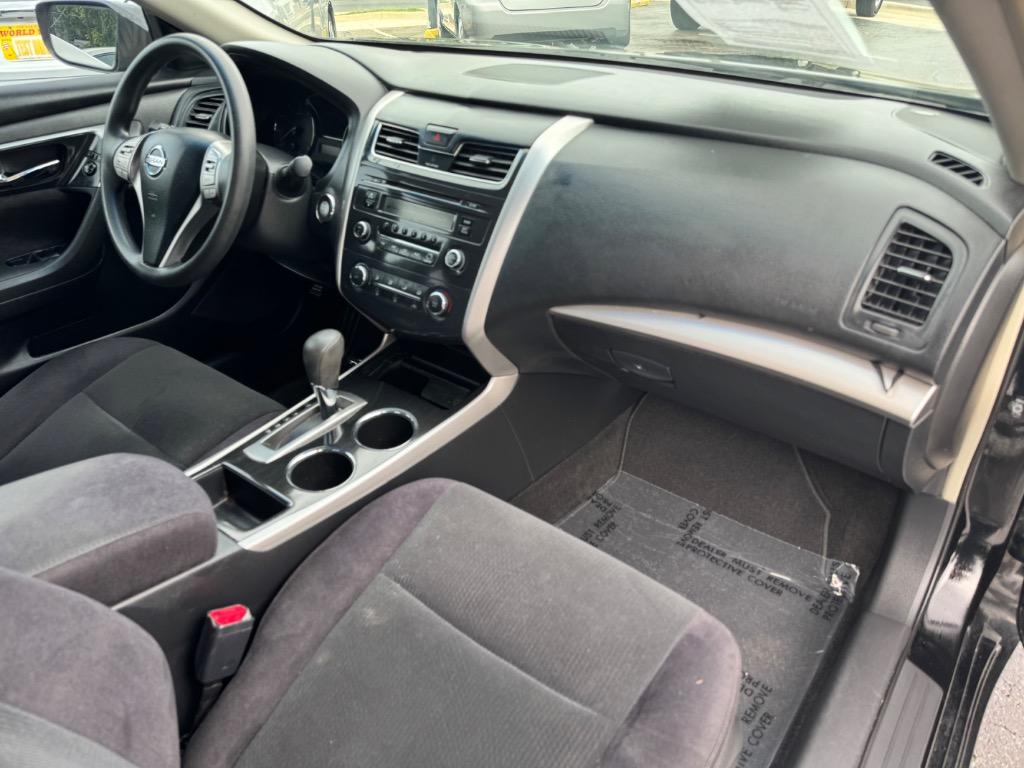 2013 Nissan Altima S photo 20