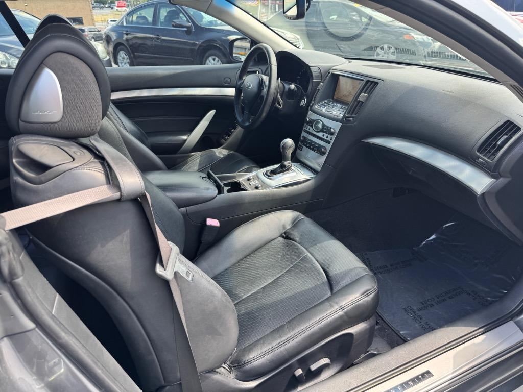 2012 Infiniti G37 Base photo 13