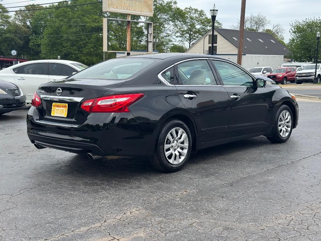 2016 Nissan Altima S - Photo 6