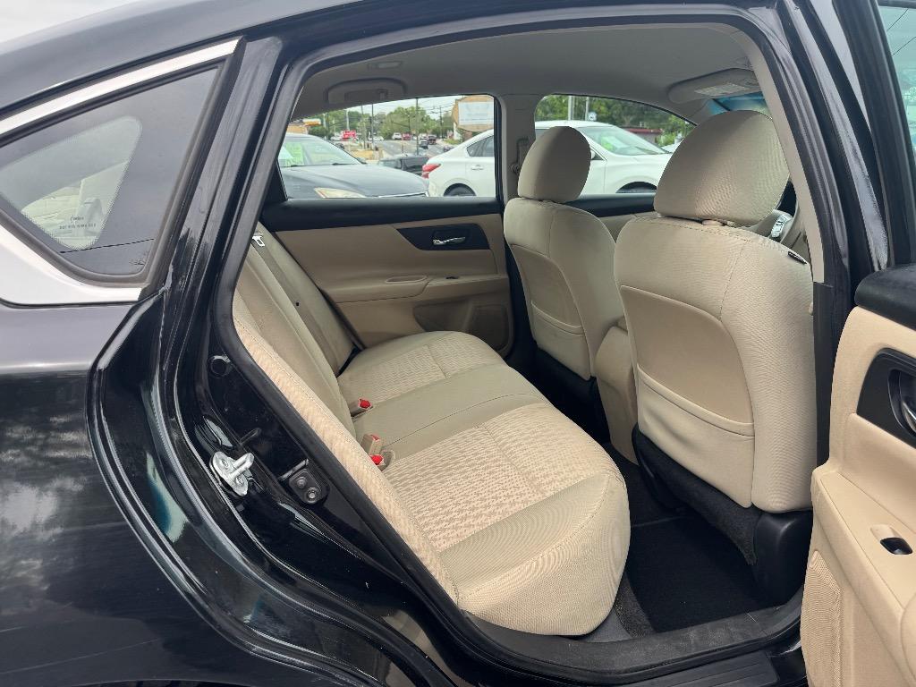 2016 Nissan Altima S - Photo 16