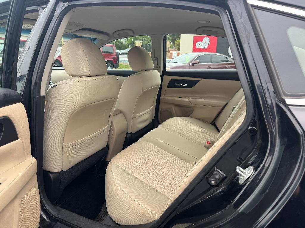 2016 Nissan Altima S - Photo 13