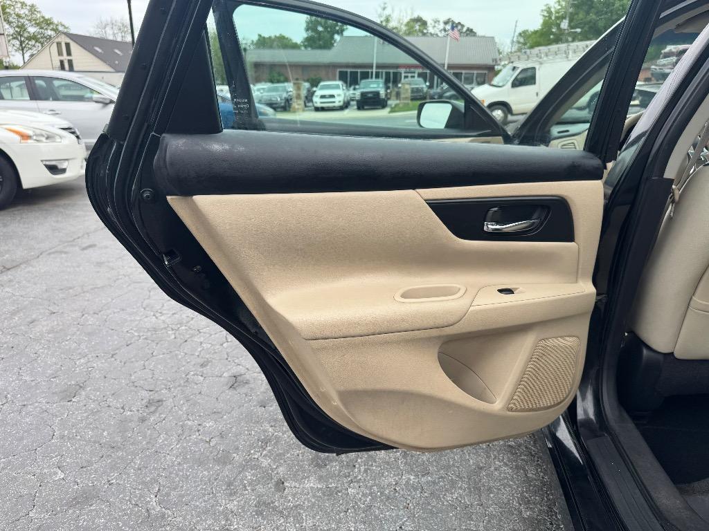 2016 Nissan Altima S - Photo 14